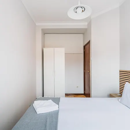 Happy Mountain First Apartamento Porto