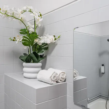 Happy Mountain First *