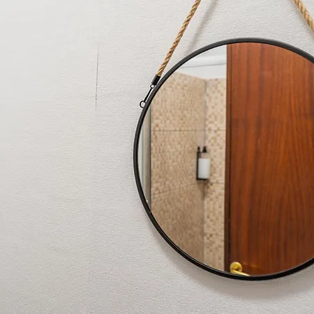 Happy Mountain First Porto