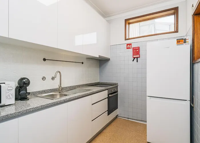 Happy Mountain First * Oporto