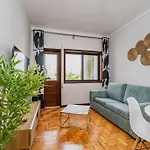 Happy Mountain First Apartman *