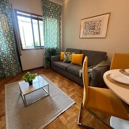 Happy Mountain First ポルト