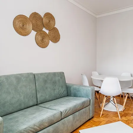 Happy Mountain First Apartamento
