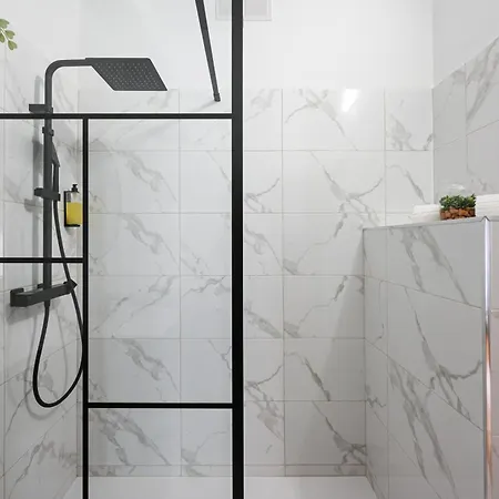 Happy Mountain First Apartamento Oporto